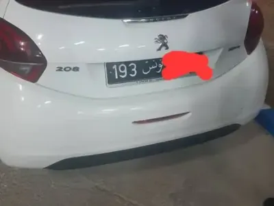 Peugeot 208 - Photo 3