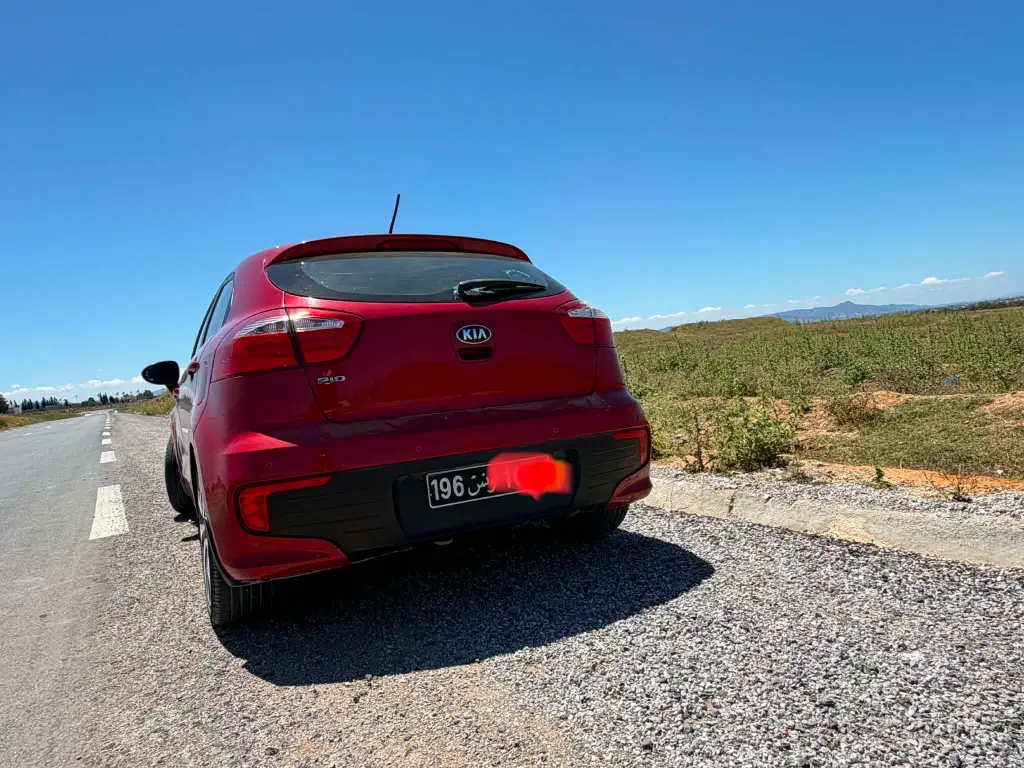 Kia RIO - Photo 2