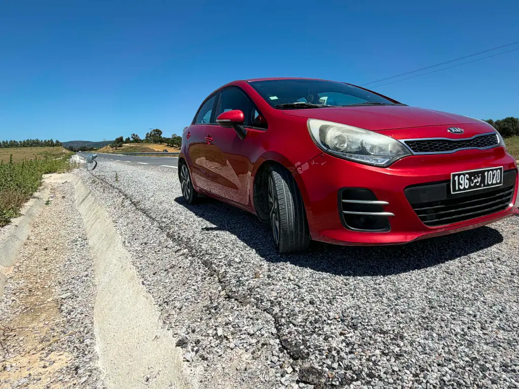 Kia RIO - Photo 10