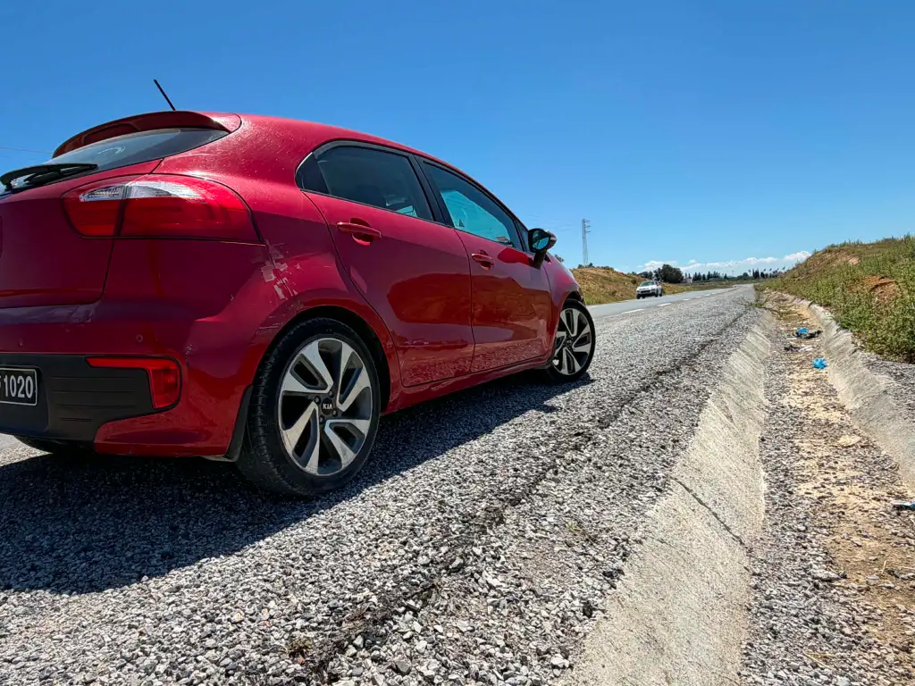 Kia RIO - Photo 11
