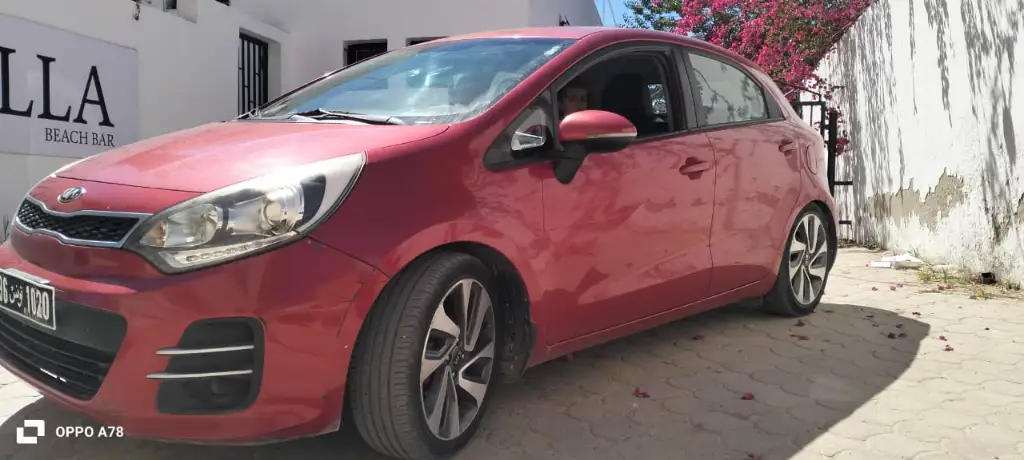 Kia RIO - Photo 12
