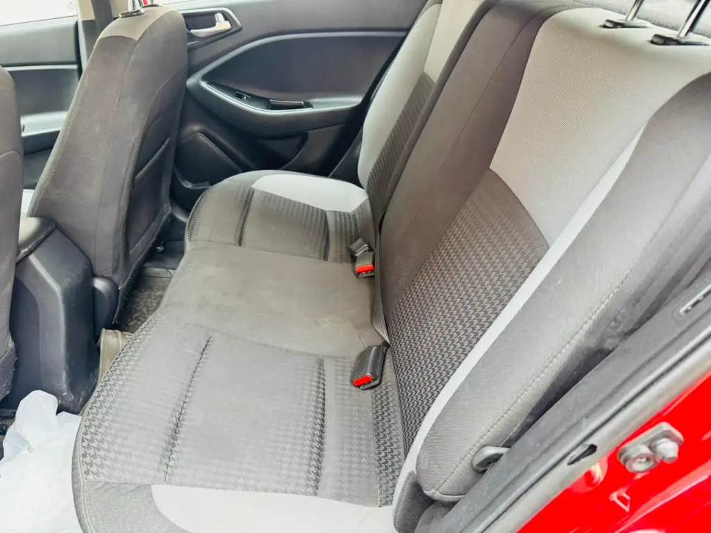 Hyundai I20 - Photo 6