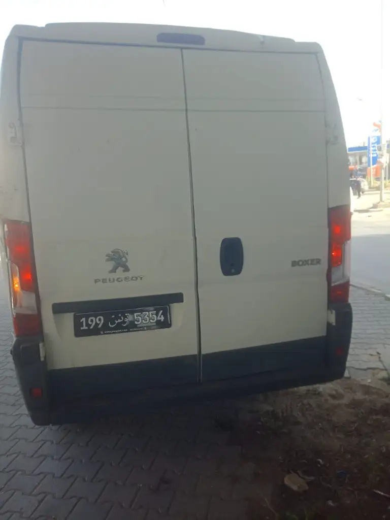 Peugeot Boxer - Photo 2