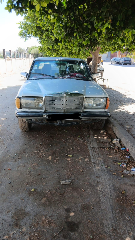 Mercedes 200 - Photo 6