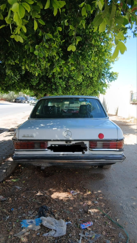 Mercedes 200 - Photo 7