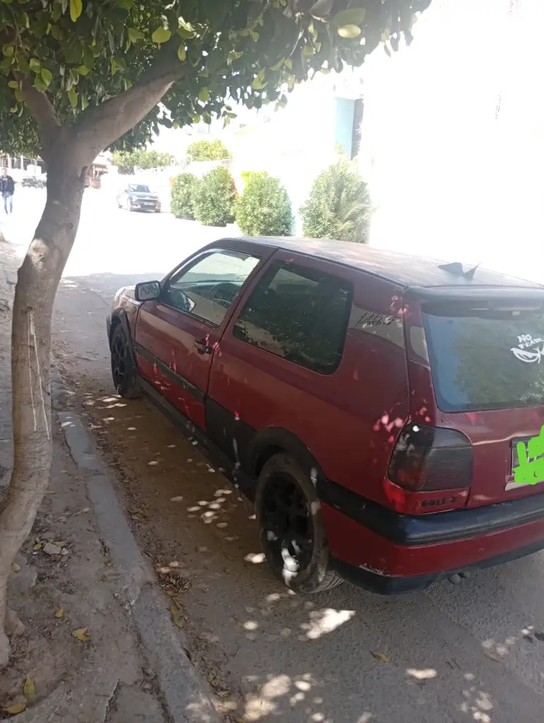 Volkswagen Golf 3 - Photo 3