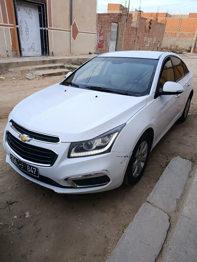 Chevrolet CRUZE - Photo 3