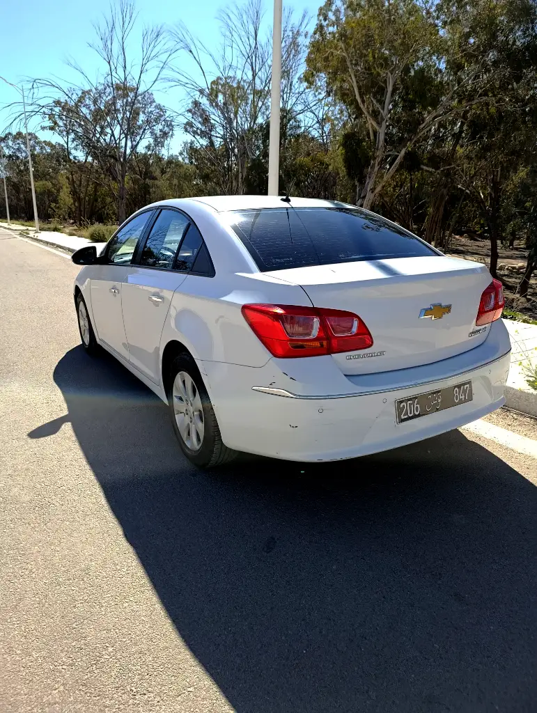 Chevrolet CRUZE - Photo 9