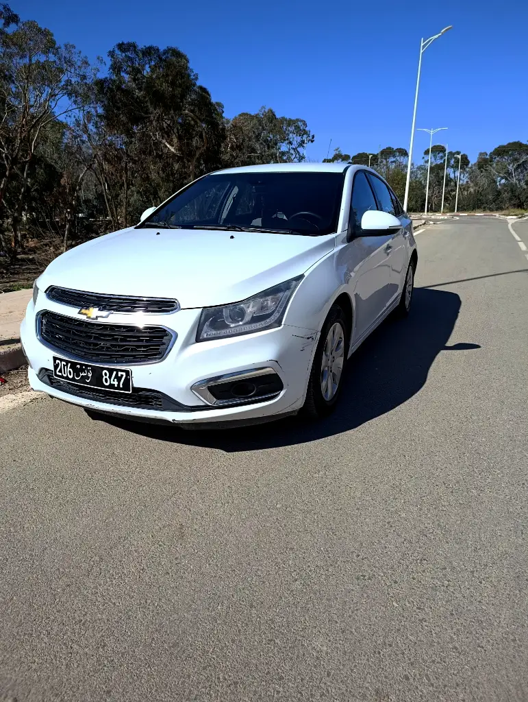 Chevrolet CRUZE - Photo 10