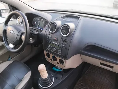 Ford FIESTA - Photo 5