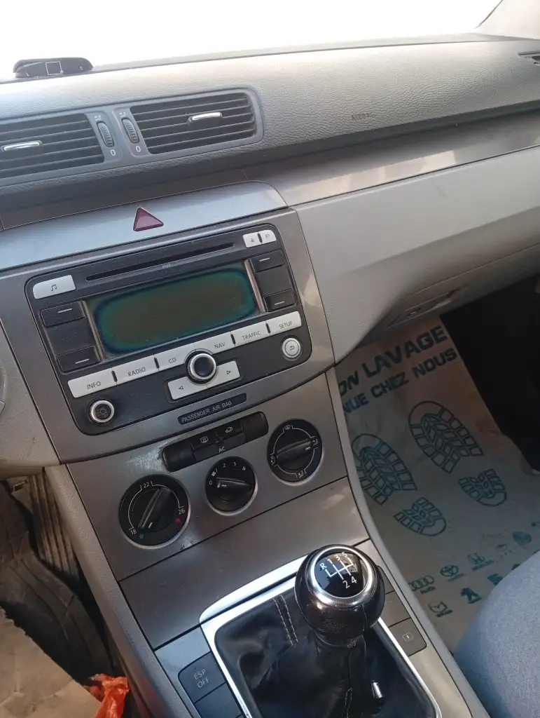 Volkswagen Passat - Photo 4
