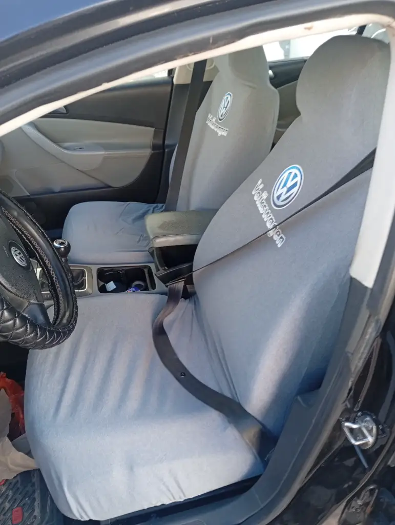 Volkswagen Passat - Photo 5