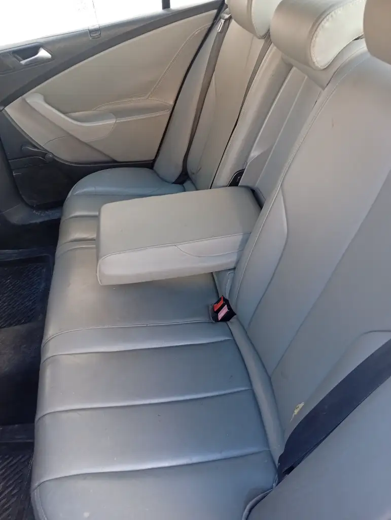 Volkswagen Passat - Photo 6