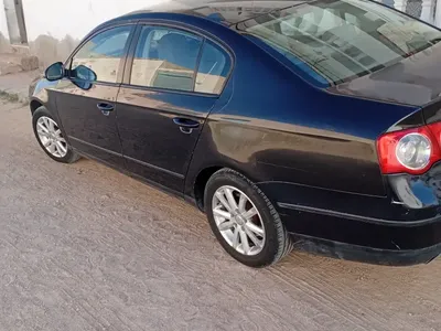 Volkswagen Passat - Photo 2