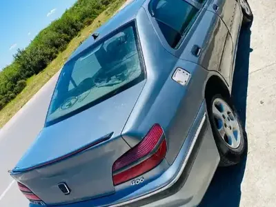 Peugeot 406 - Photo 2