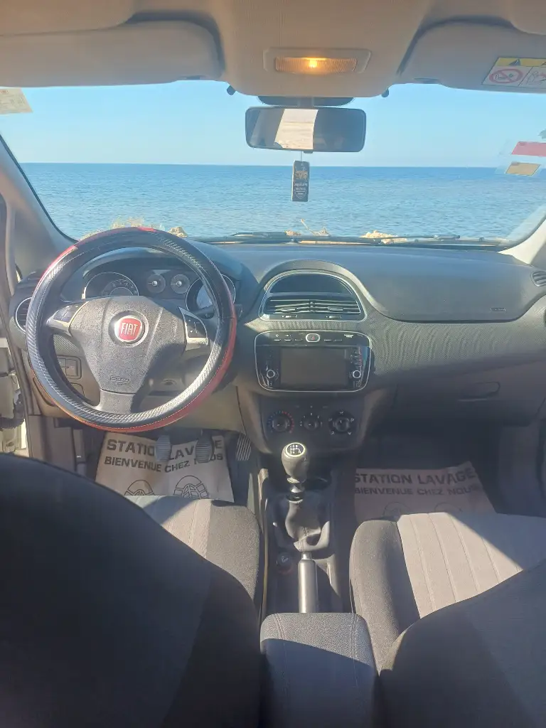 Fiat GRANDE PUNTO - Photo 7