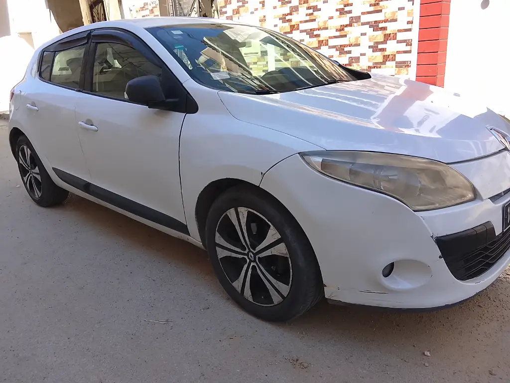 Renault Megane - Photo 7