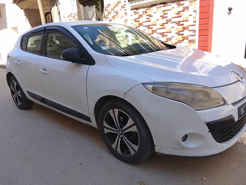Renault Megane - Photo 8