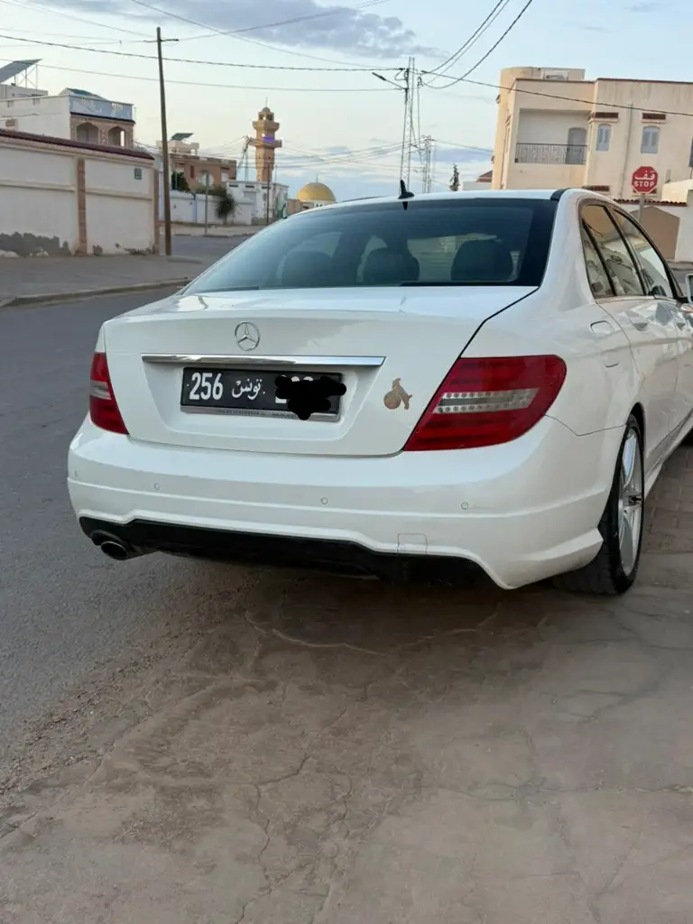 Mercedes Classe C - Photo 3