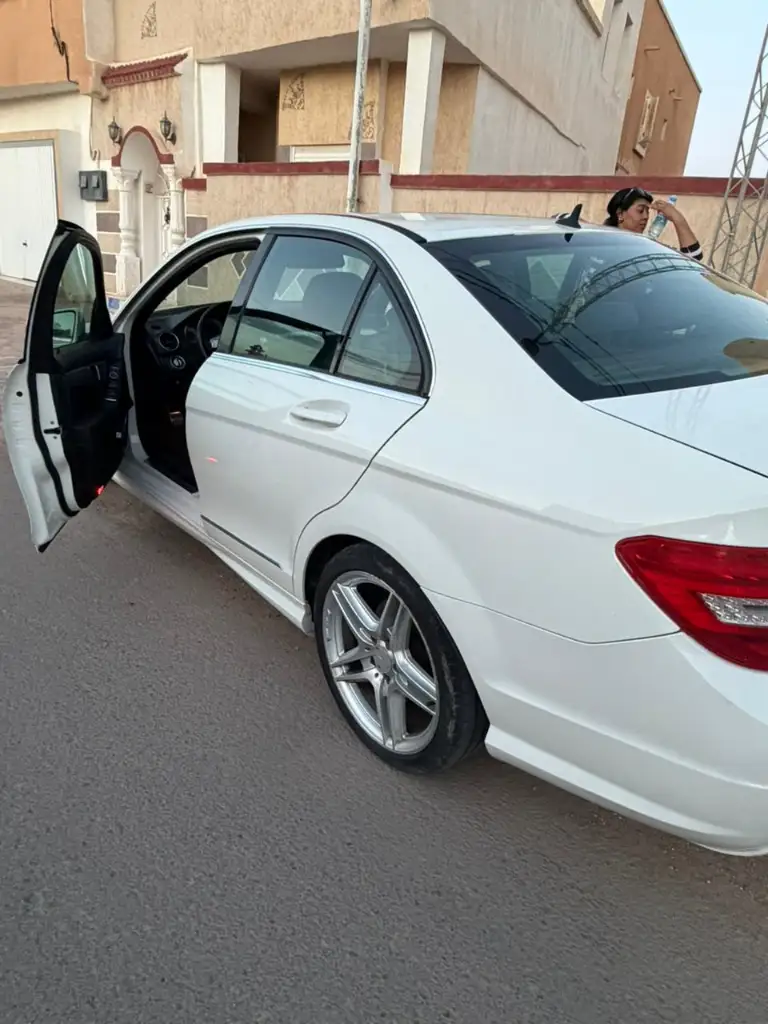 Mercedes Classe C - Photo 5