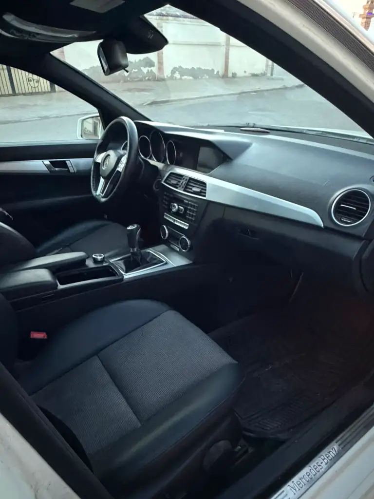 Mercedes Classe C - Photo 6