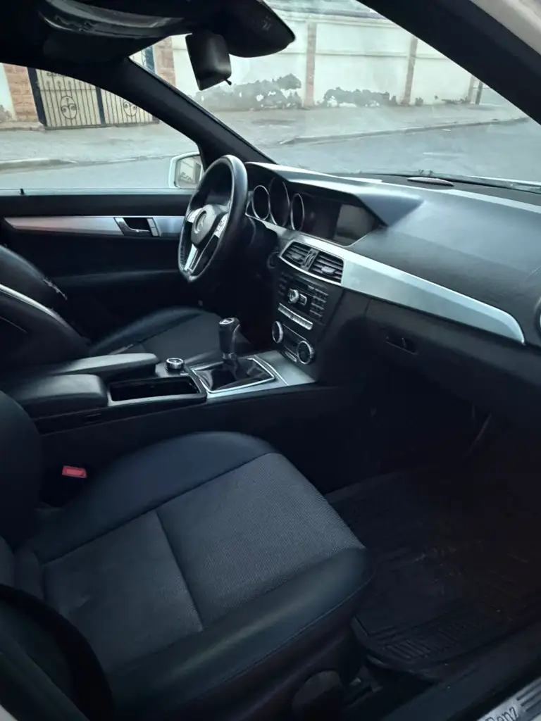 Mercedes Classe C - Photo 7