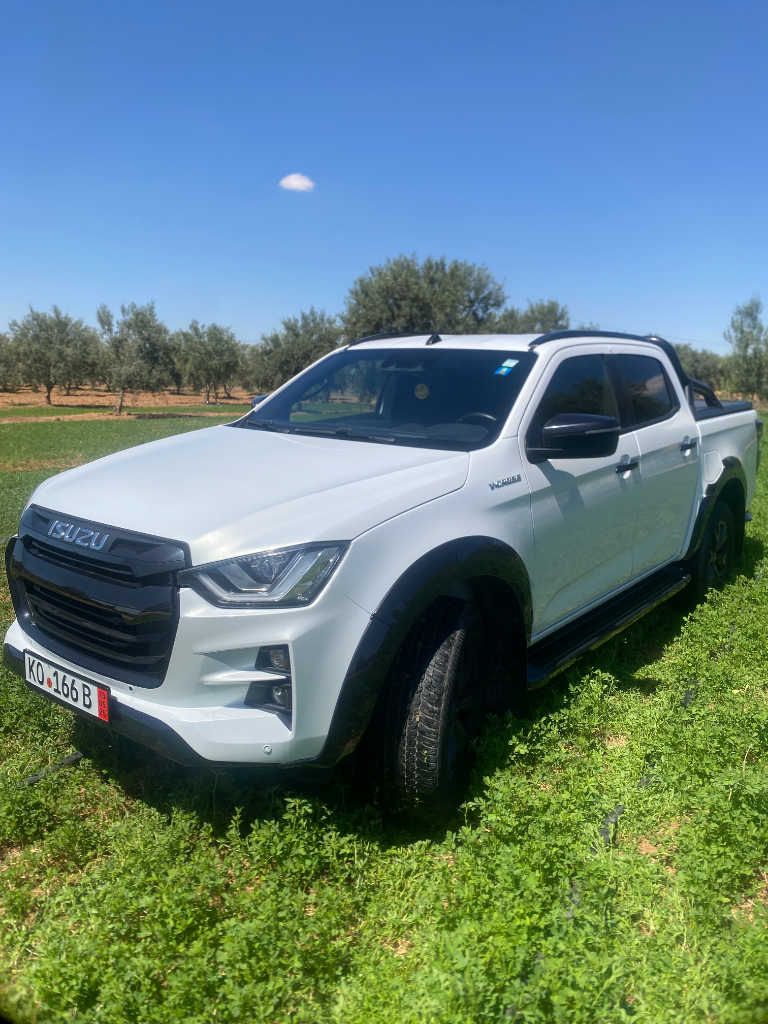 Isuzu D-MAX III - Photo 2