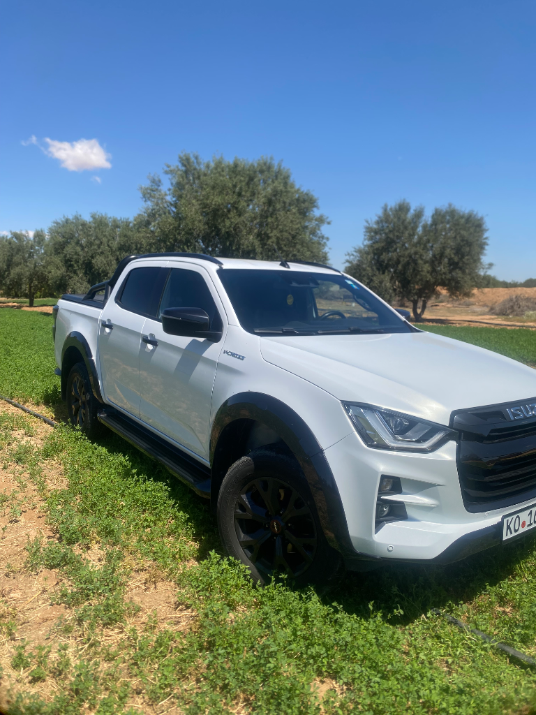 Isuzu D-MAX III - Photo 4