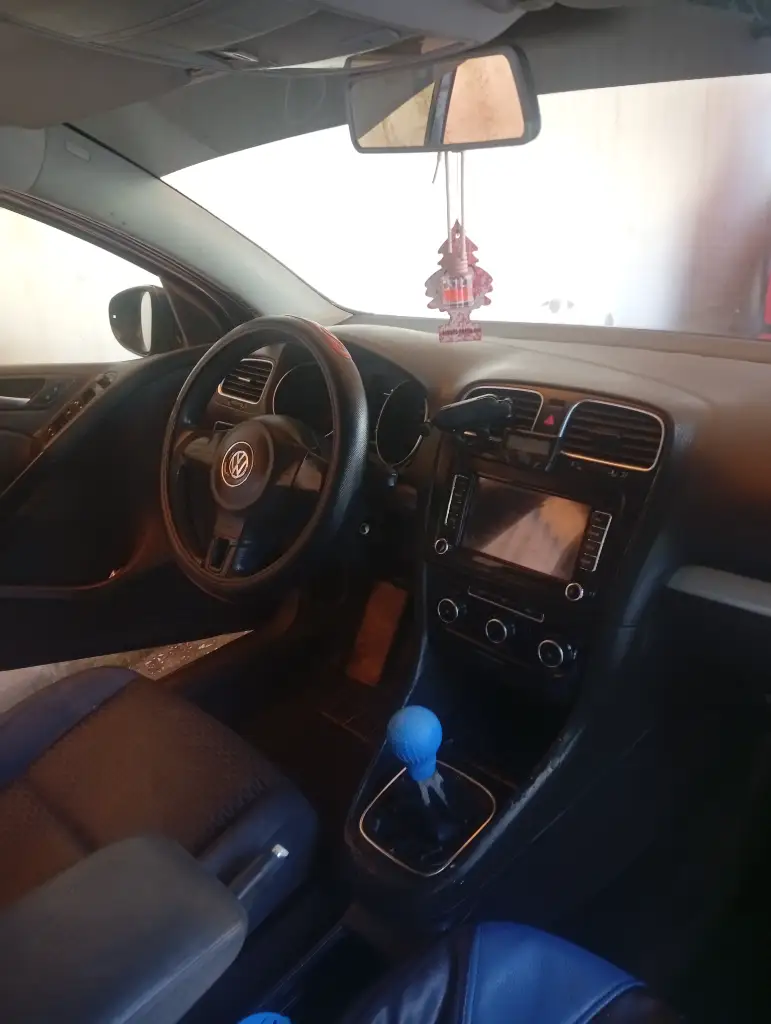 Volkswagen Golf - Photo 7