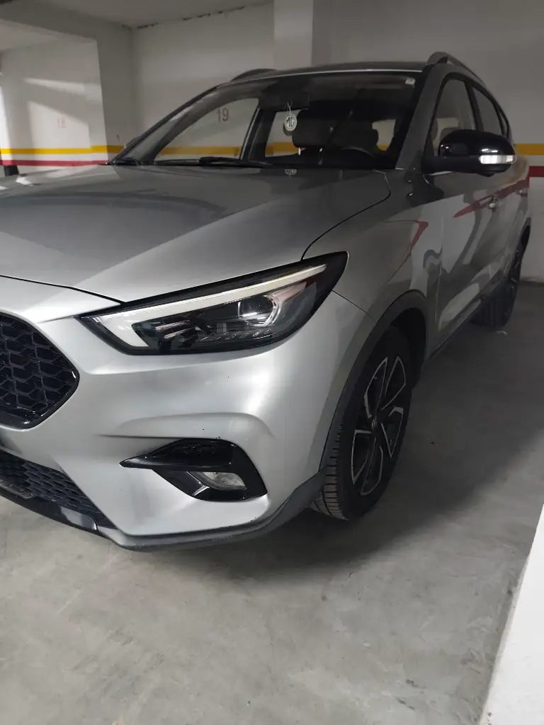 MG MG ZS - Photo 2