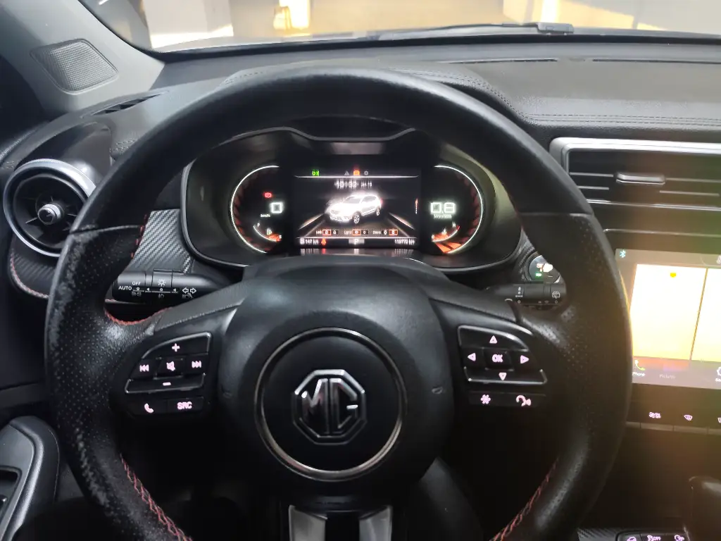 MG MG ZS - Photo 3