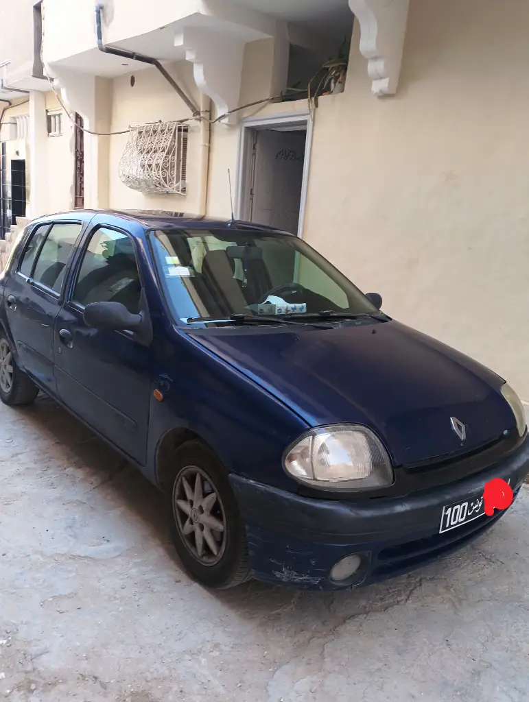 Renault Clio - Photo 2