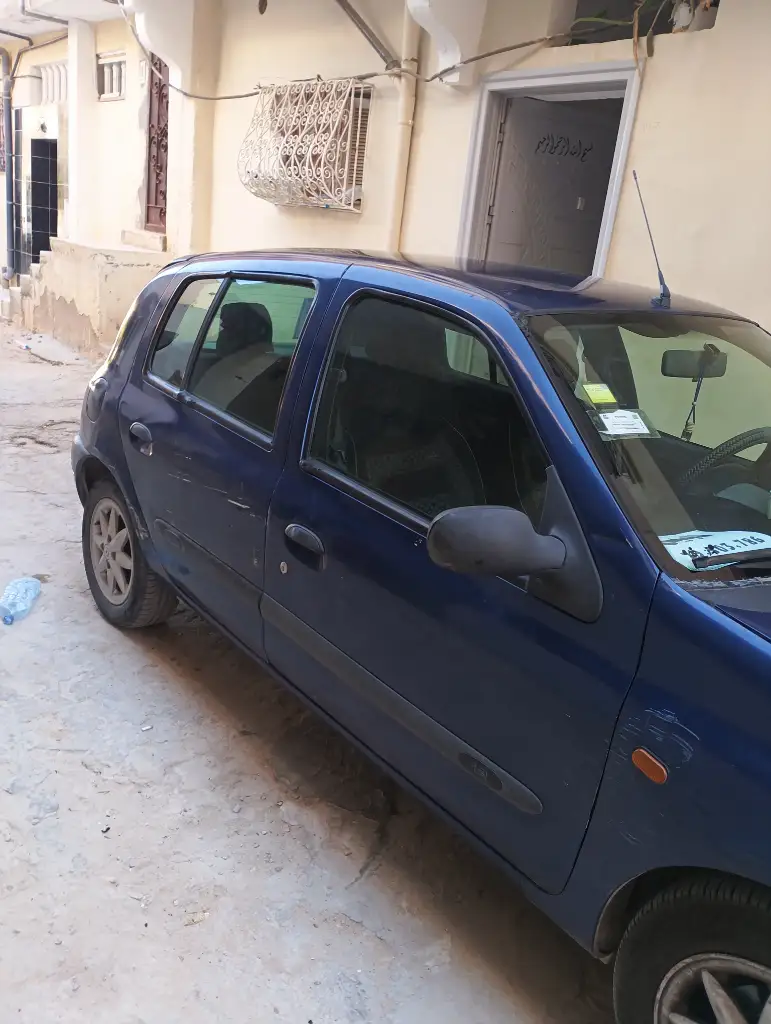 Renault Clio - Photo 9