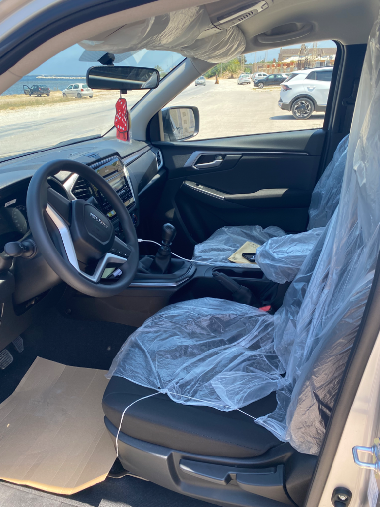 Isuzu D MAX - Photo 8