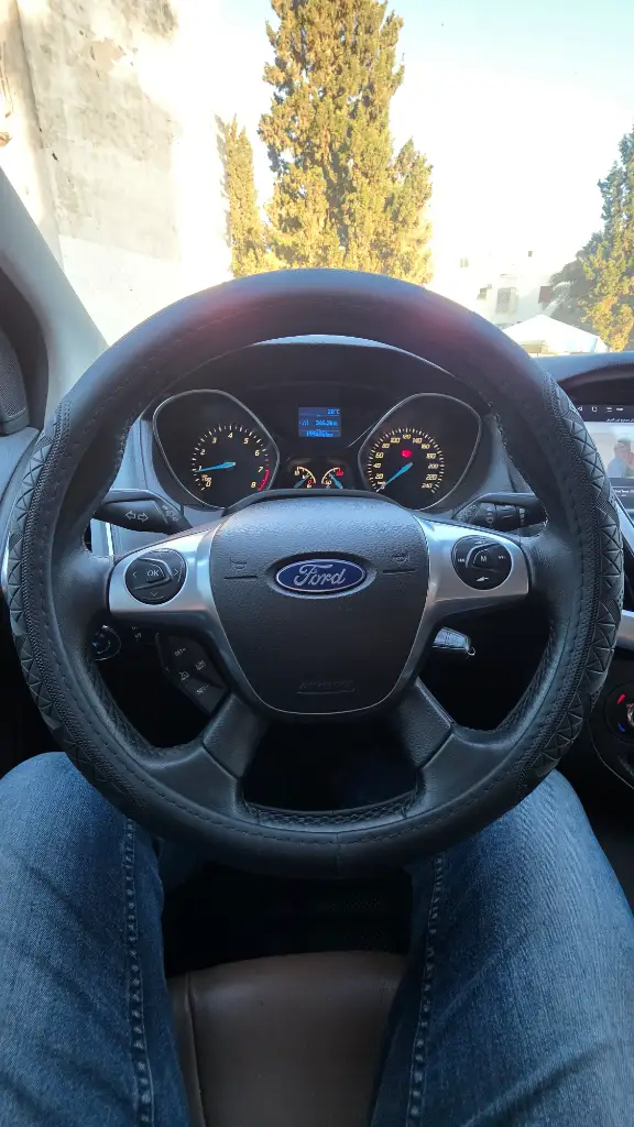 Ford FOCUS - Photo 7