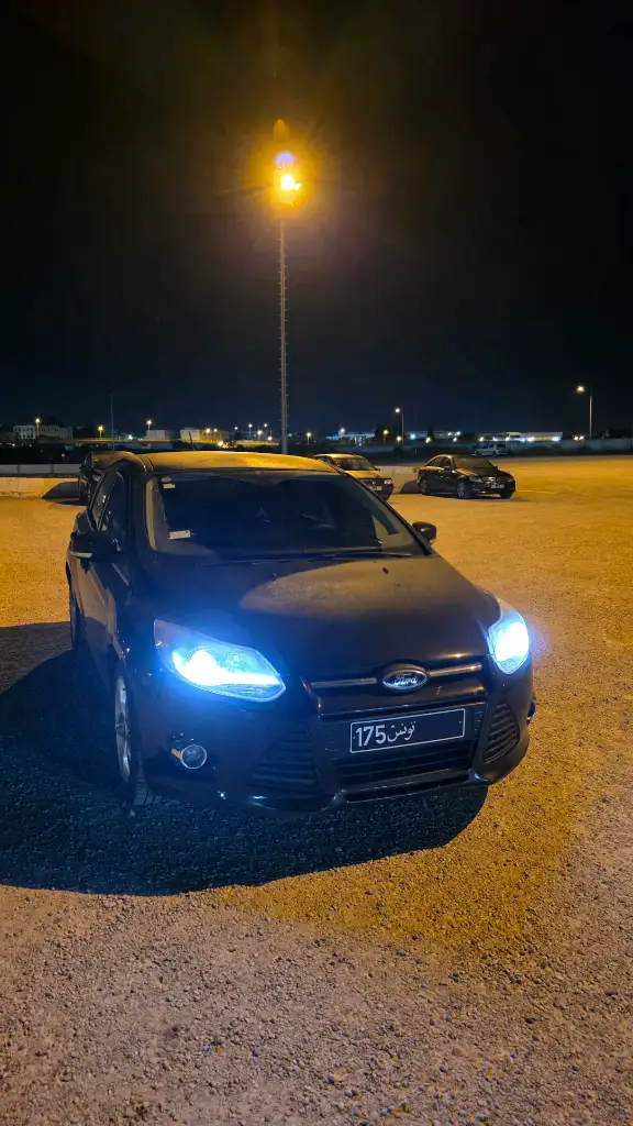 Ford FOCUS - Photo 10
