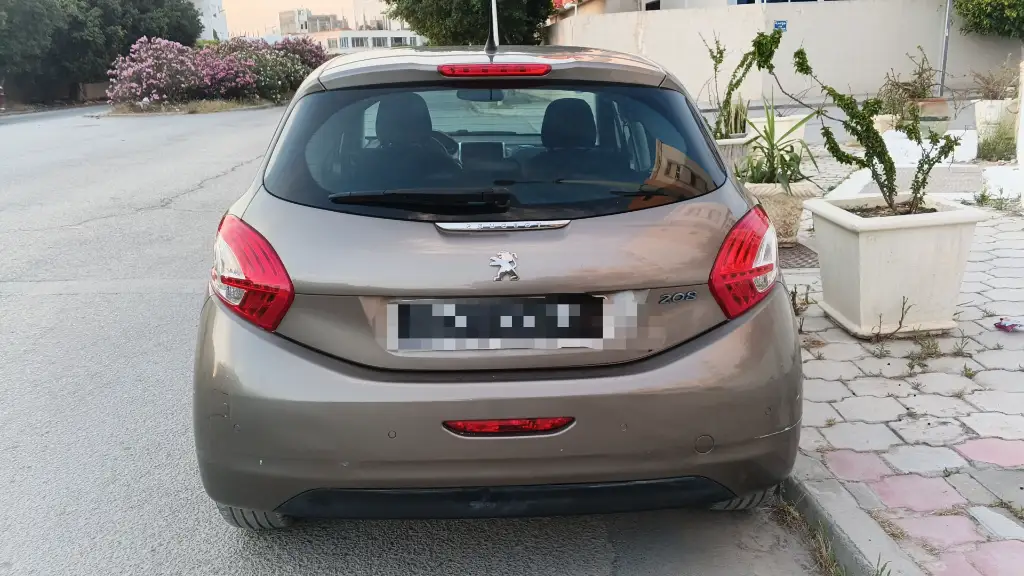 Peugeot 208 - Photo 4