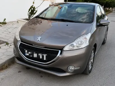 Peugeot 208 - Photo 9