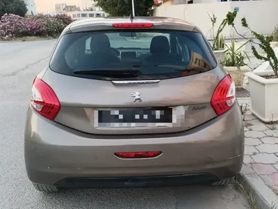 Peugeot 208 - Photo 7