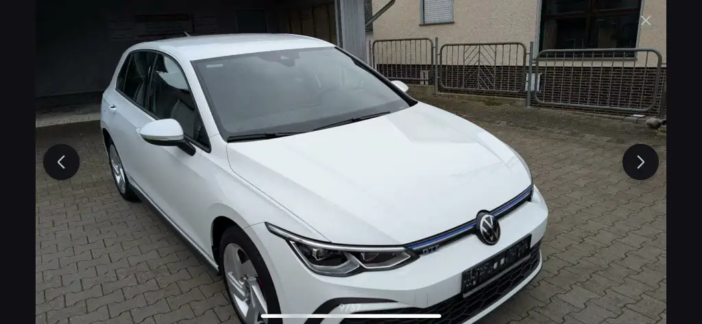 Volkswagen Golf 8 - Photo 4