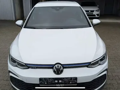 Volkswagen Golf 8 - Photo 11
