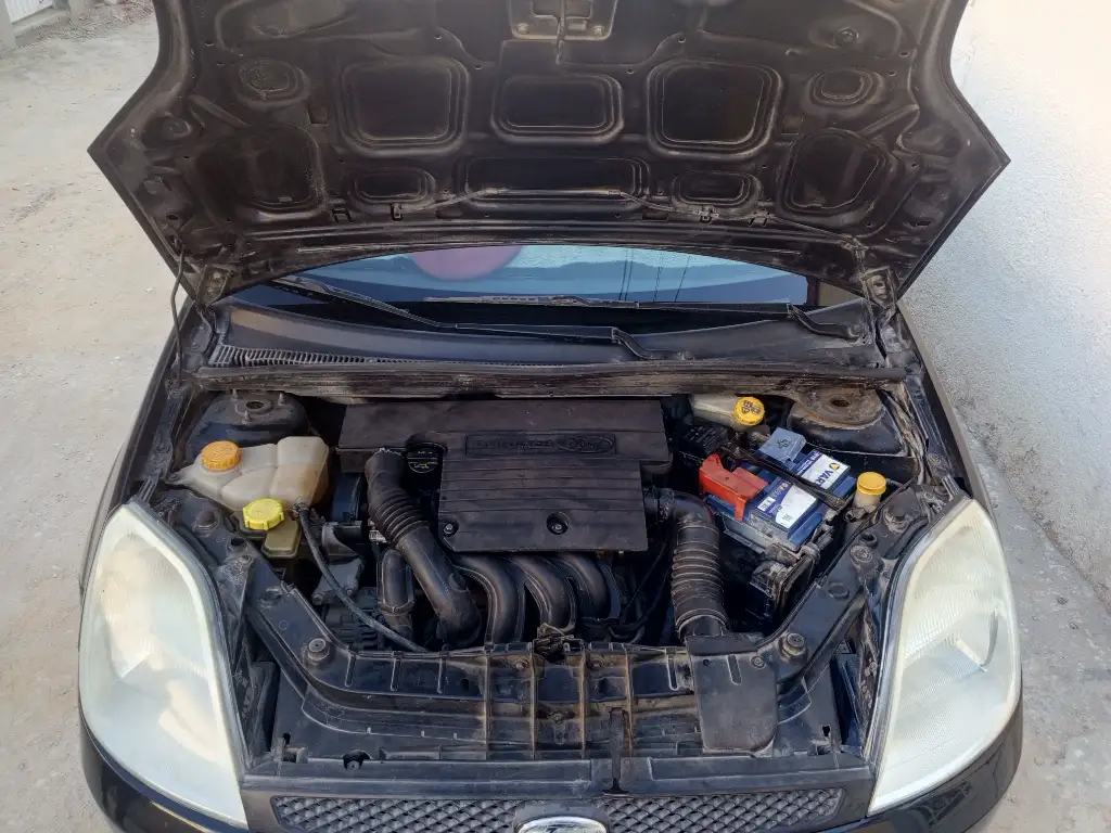 Ford FIESTA - Photo 11