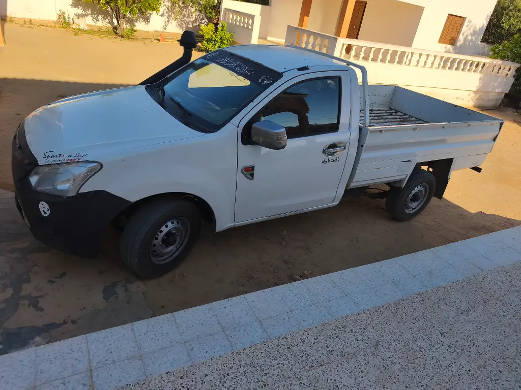 Isuzu D MAX - Photo 4