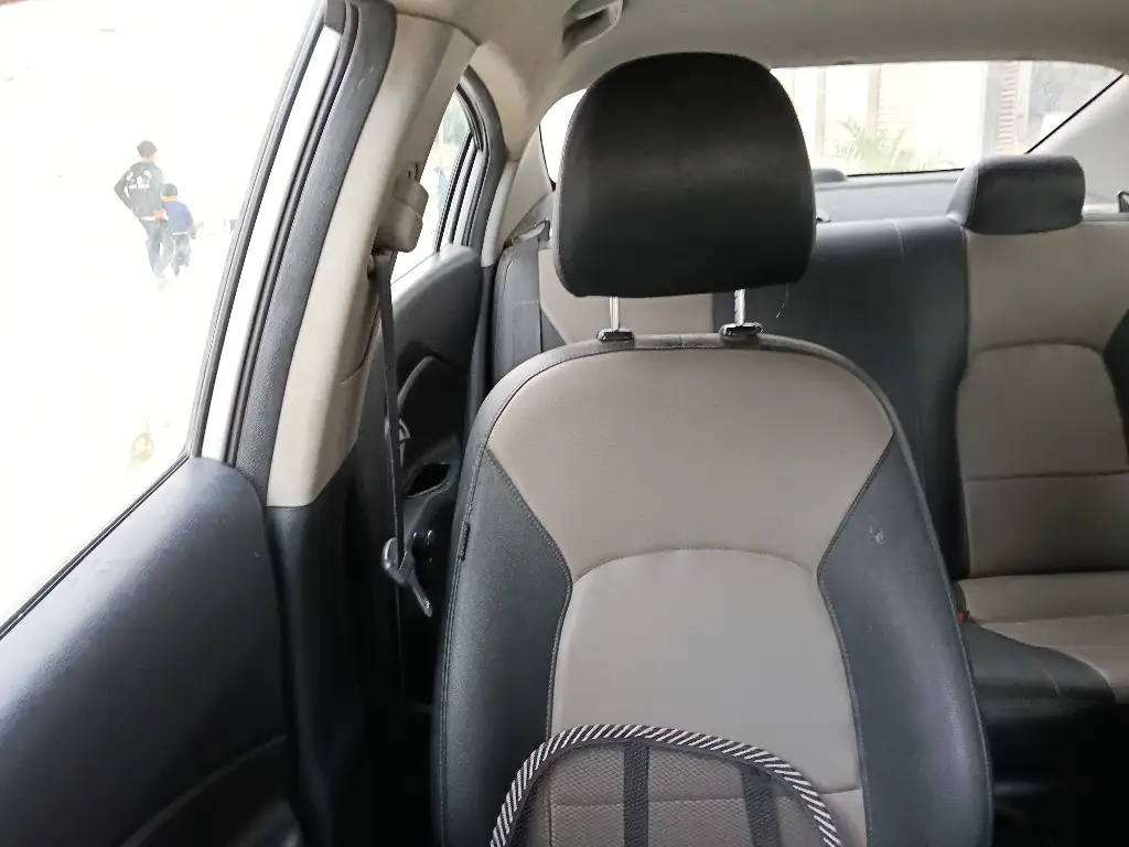 Kia RIO - Photo 3