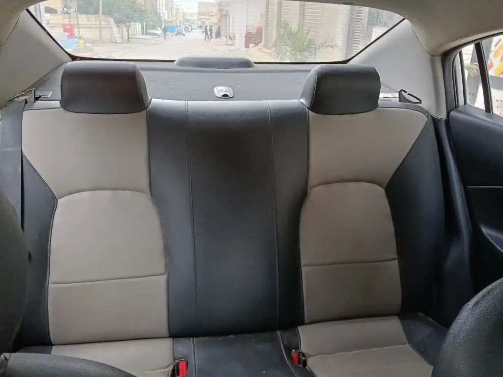 Kia RIO - Photo 4