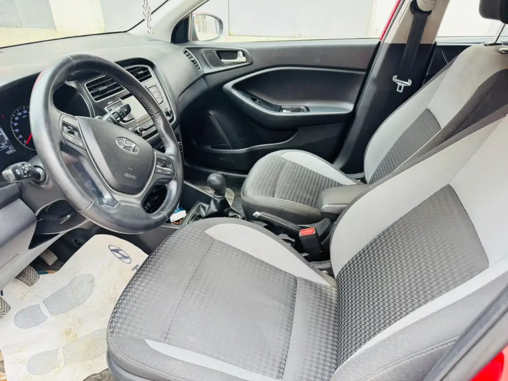 Hyundai I20 - Photo 6