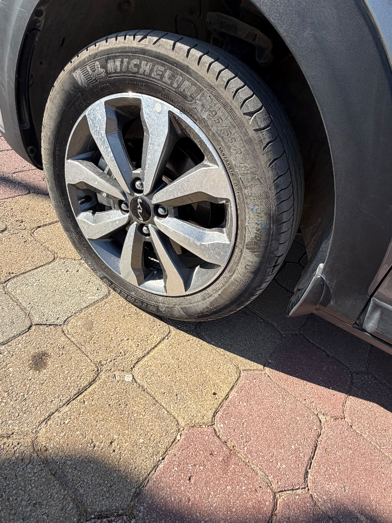 Kia STONIC - Photo 8