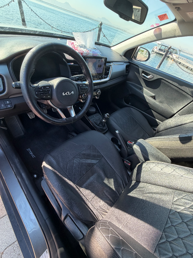 Kia STONIC - Photo 11