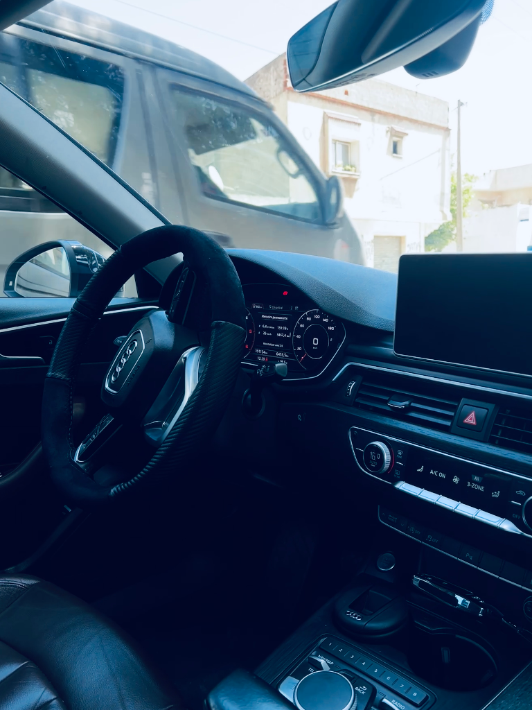 Audi A4 - Photo 10