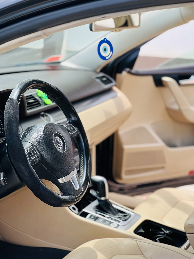 Volkswagen Passat - Photo 6